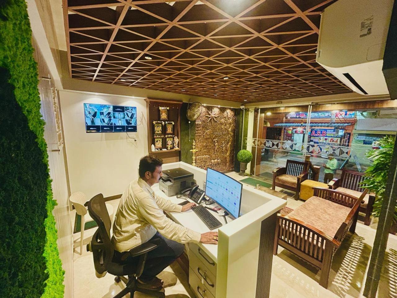 Eagle Inn Stay Kanchipuram Exteriér fotografie